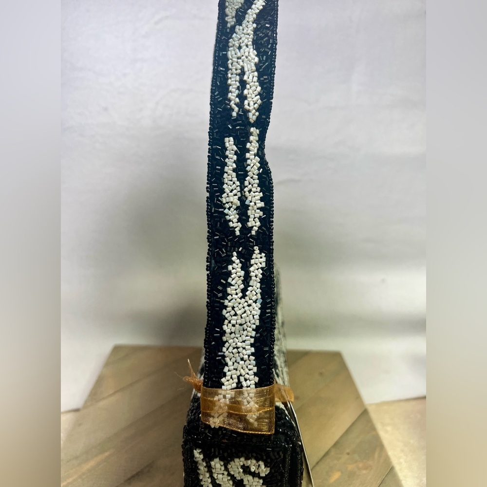 Viral Zebra Beaded Bag!! - Picture 6 of 9